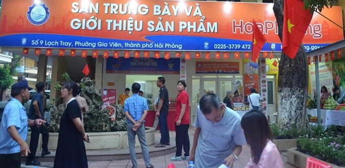 Khai truong PTBSP.jpg